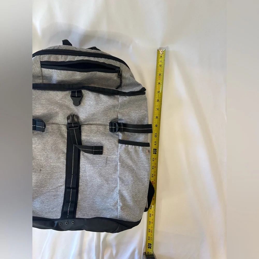 Gray Men’s Backpack with Black Trim Adidas Black And Gray Backpack unisex - Picture 5 of 6